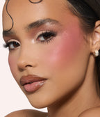 Huda Beauty - Blush Filter Blurring Blushlighters Palette